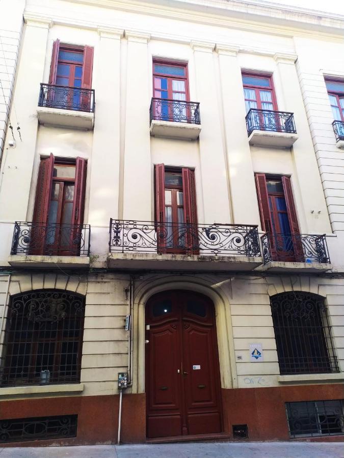 Posada Del Gaucho Hostel Montevideo Exterior photo